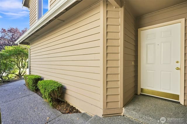 Property photo for 5822 14th Drive W #B, Everett photo 3