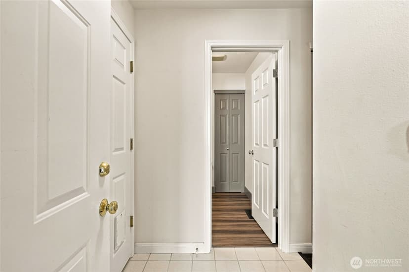 Property photo for 5822 14th Drive W #B, Everett photo 4