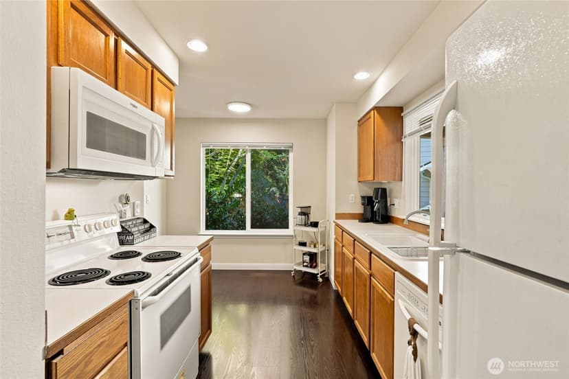 Property photo for 5822 14th Drive W #B, Everett photo 7