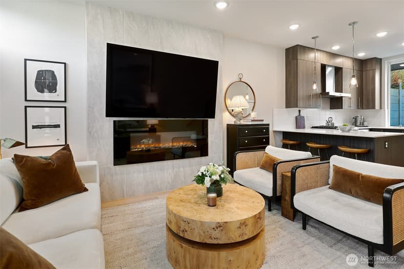 Property photo for 2909 S Dearborn, Seattle photo 6