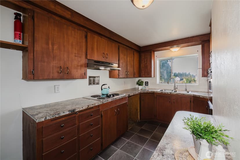 Property photo for 2162 Harding Avenue SE, Port Orchard photo 13