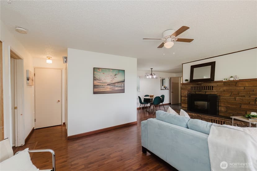 Property photo for 2162 Harding Avenue SE, Port Orchard photo 4
