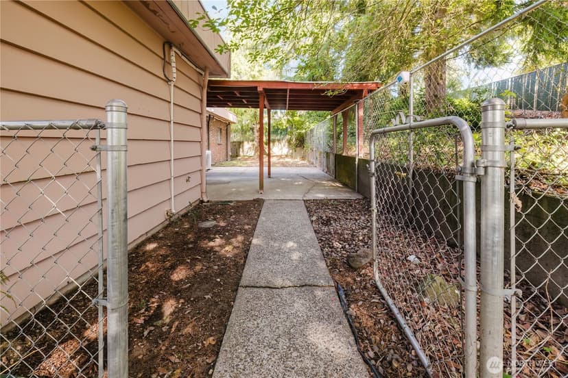 Property photo for 2162 Harding Avenue SE, Port Orchard photo 28