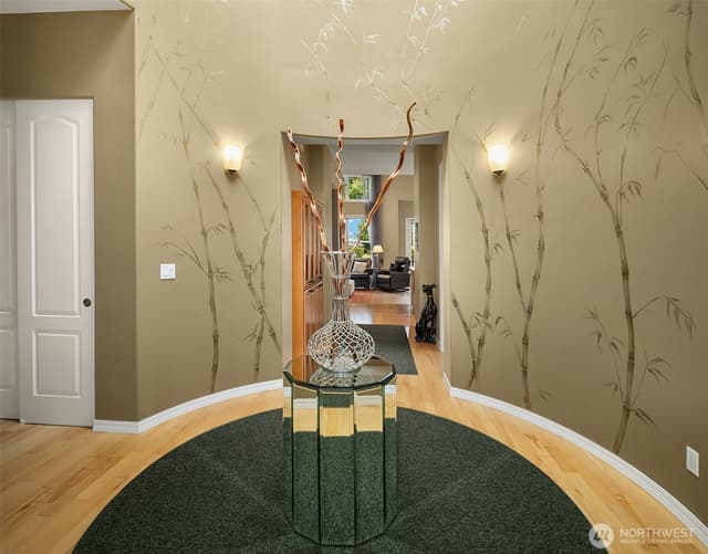 Property photo for 22914 NE 126th Street, Redmond photo 3