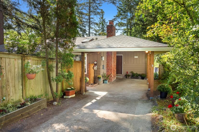 Property photo for 16623 Fremont (Quiet End of Street) Avenue N, Shoreline photo 29