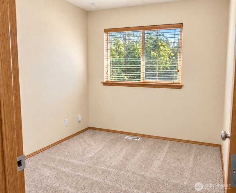 Property photo for 8123 146th Street E, Puyallup photo 16