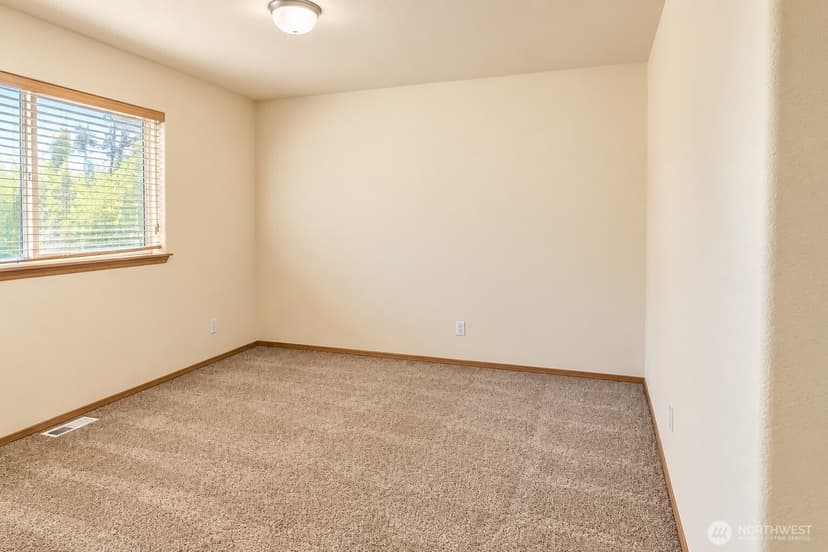 Property photo for 8123 146th Street E, Puyallup photo 11