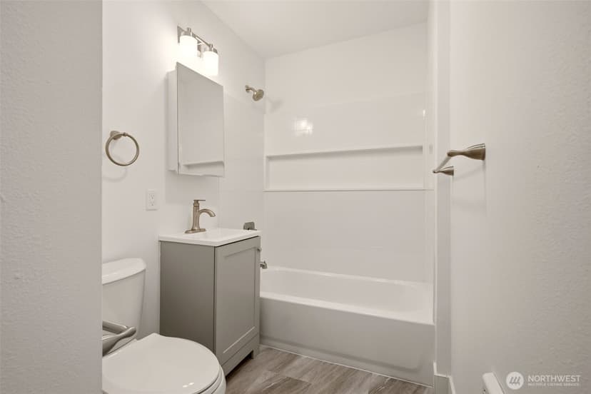 Property photo for 5435 S M Street #201, Tacoma photo 11