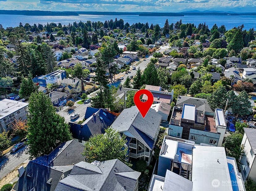 Property photo for 5953 California Avenue SW #2C, Seattle photo 25