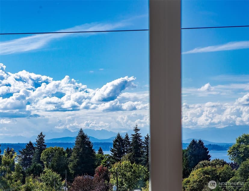 Property photo for 5953 California Avenue SW #2C, Seattle photo 5