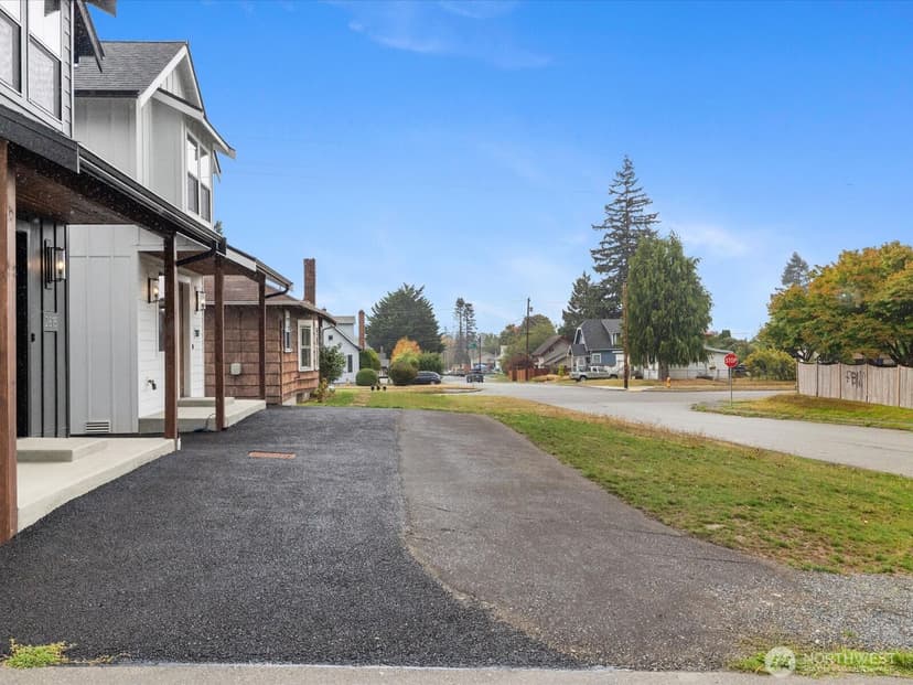 Property photo for 2815 25th Street #C, Everett photo 36