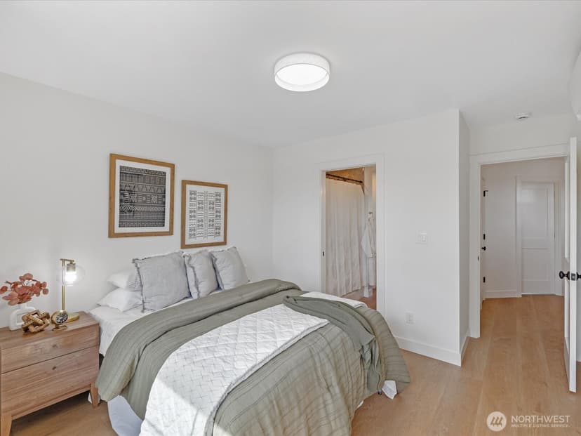 Property photo for 2817 25th Street #B, Everett photo 18