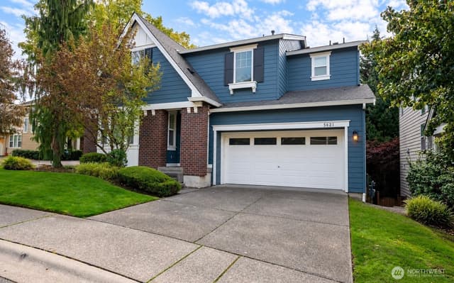 Property photo for 5621 NE 5th Court, Renton photo 3