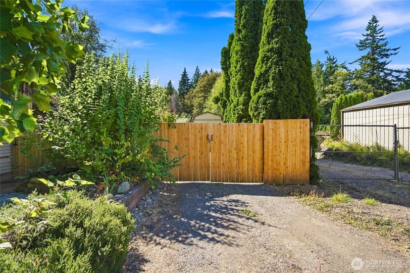 Property photo for 4808 Glenwood Avenue, Everett photo 6