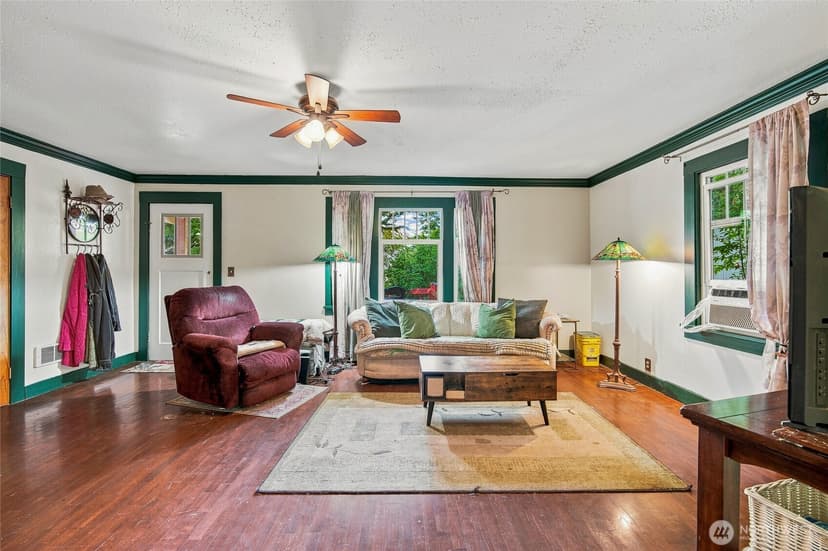 Property photo for 4808 Glenwood Avenue, Everett photo 15