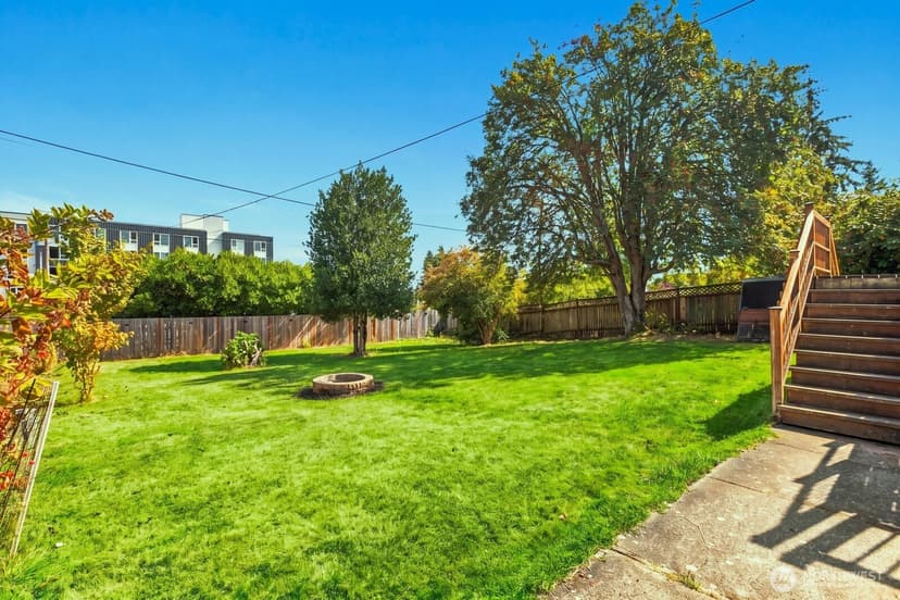 Property photo for 1021 Lombard Avenue, Everett photo 40