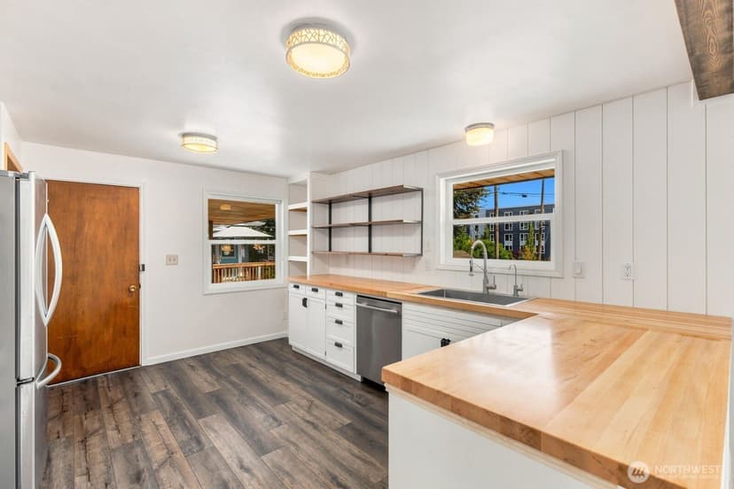 Property photo for 1021 Lombard Avenue, Everett photo 15