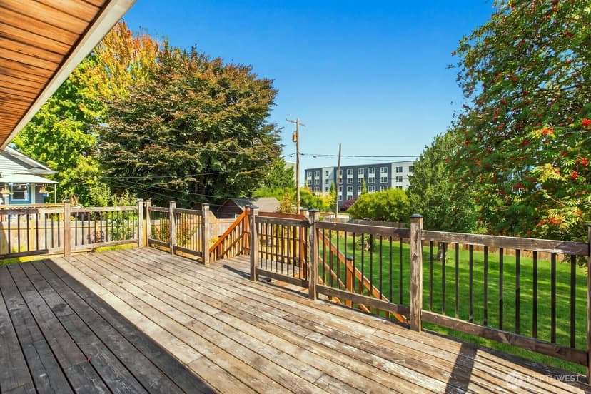 Property photo for 1021 Lombard Avenue, Everett photo 37