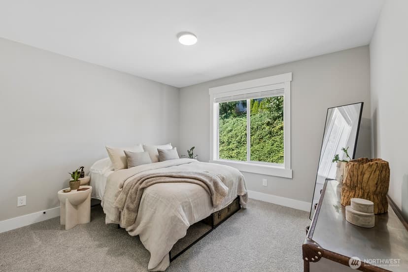 Property photo for 7504 S 129th Place, Seattle photo 33