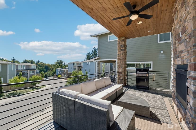 Property photo for 7504 S 129th Place, Seattle photo 21
