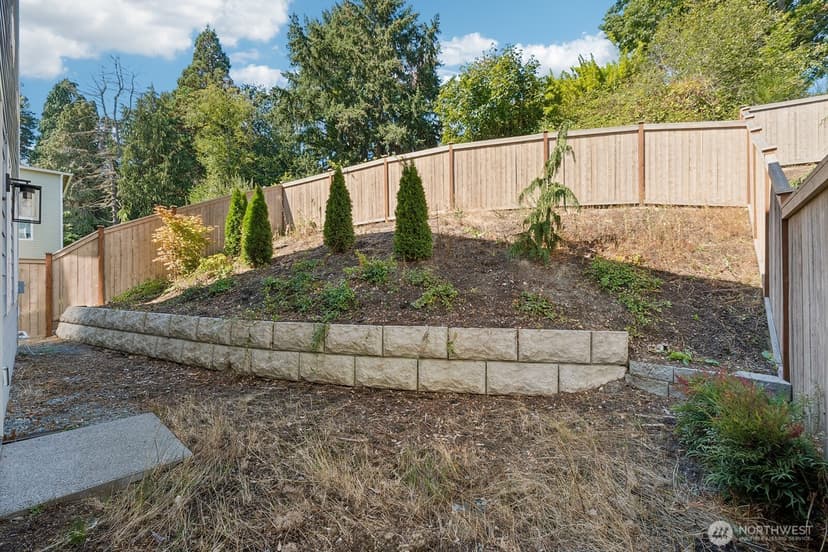 Property photo for 7504 S 129th Place, Seattle photo 39