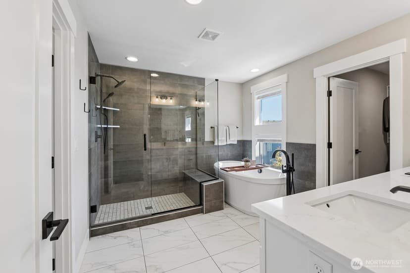 Property photo for 7504 S 129th Place, Seattle photo 28