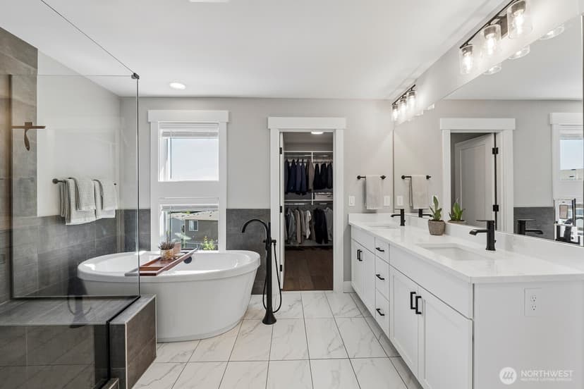 Property photo for 7504 S 129th Place, Seattle photo 29
