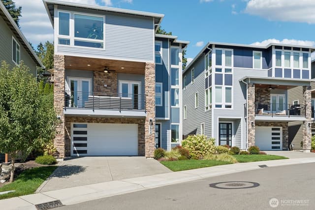 Property photo for 7504 S 129th Place, Seattle photo 2