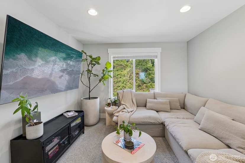 Property photo for 7504 S 129th Place, Seattle photo 24
