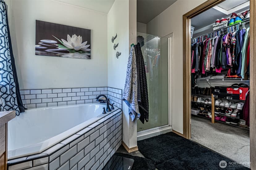 Property photo for 10710 185th Avenue E, Bonney Lake photo 22