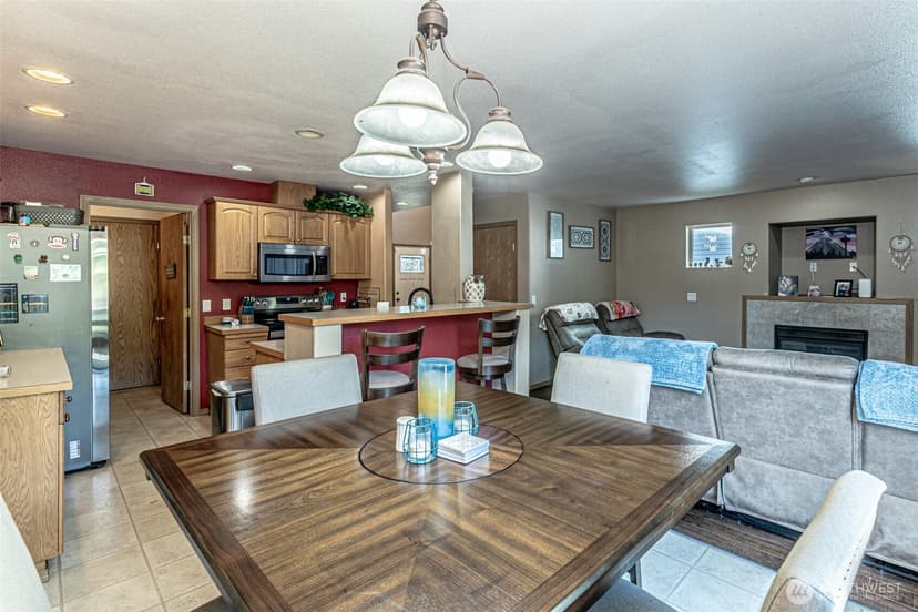 Property photo for 10710 185th Avenue E, Bonney Lake photo 10
