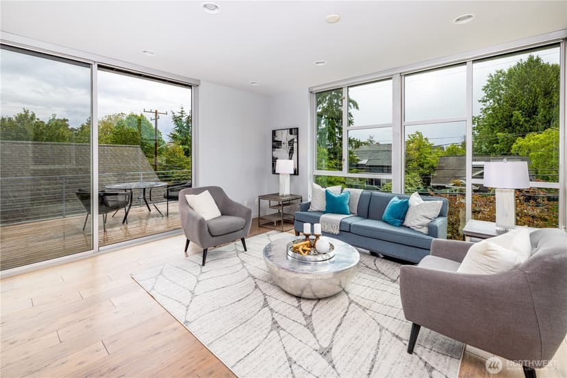 Property photo for 2112 N 46th Street, Seattle photo 6
