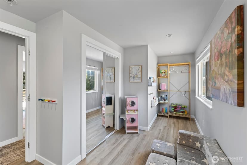 Property photo for 2163 N 176th, Shoreline photo 17