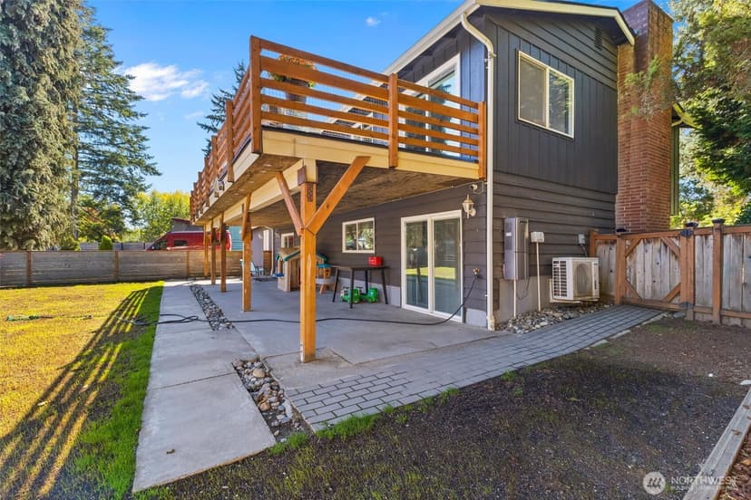 Property photo for 2163 N 176th, Shoreline photo 30