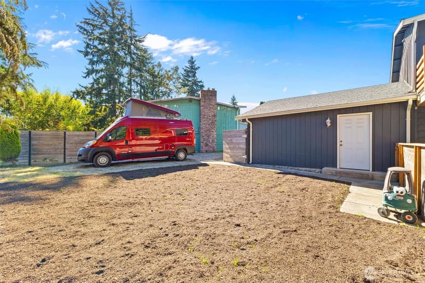 Property photo for 2163 N 176th, Shoreline photo 34