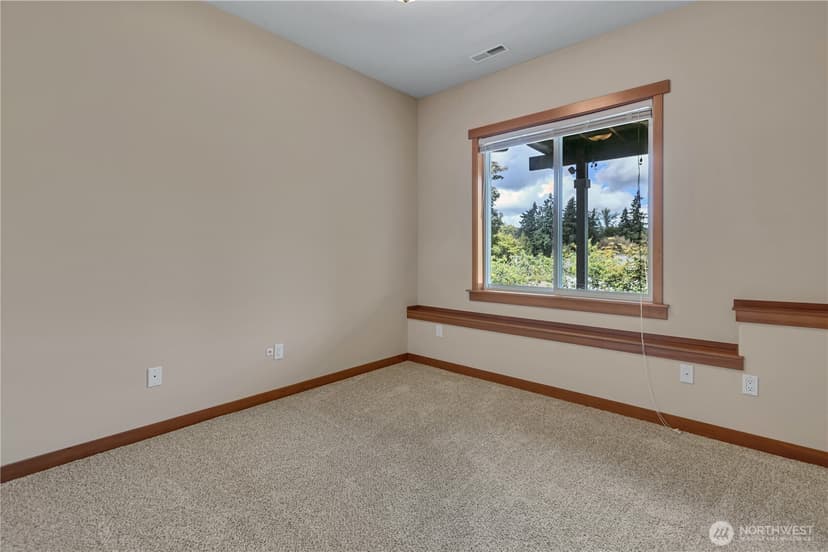 Property photo for 2009 24th Avenue Ct SW, Puyallup photo 29