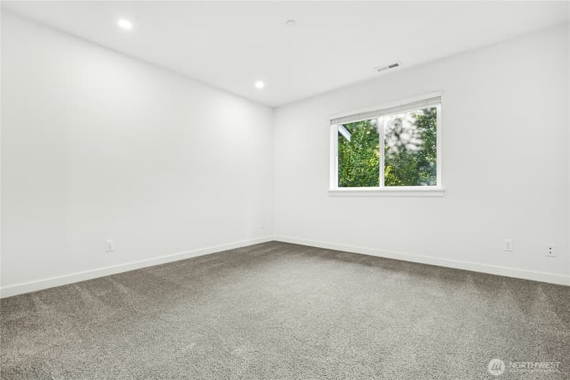 Property photo for 196 Countryman DR, Monroe photo 23
