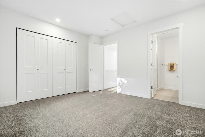 Property photo for 196 Countryman DR, Monroe photo 25