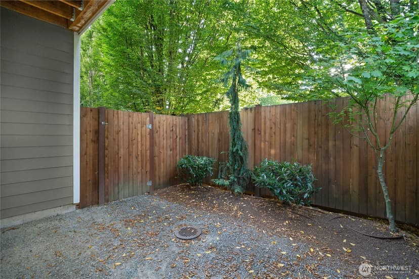 Property photo for 196 Countryman DR, Monroe photo 32