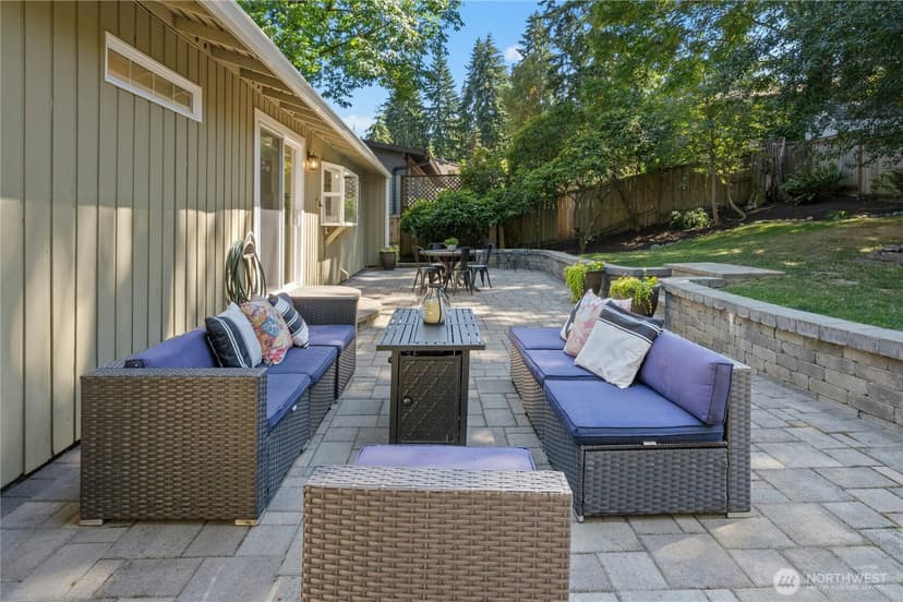 Property photo for 4643 152nd Place SE, Bellevue photo 28