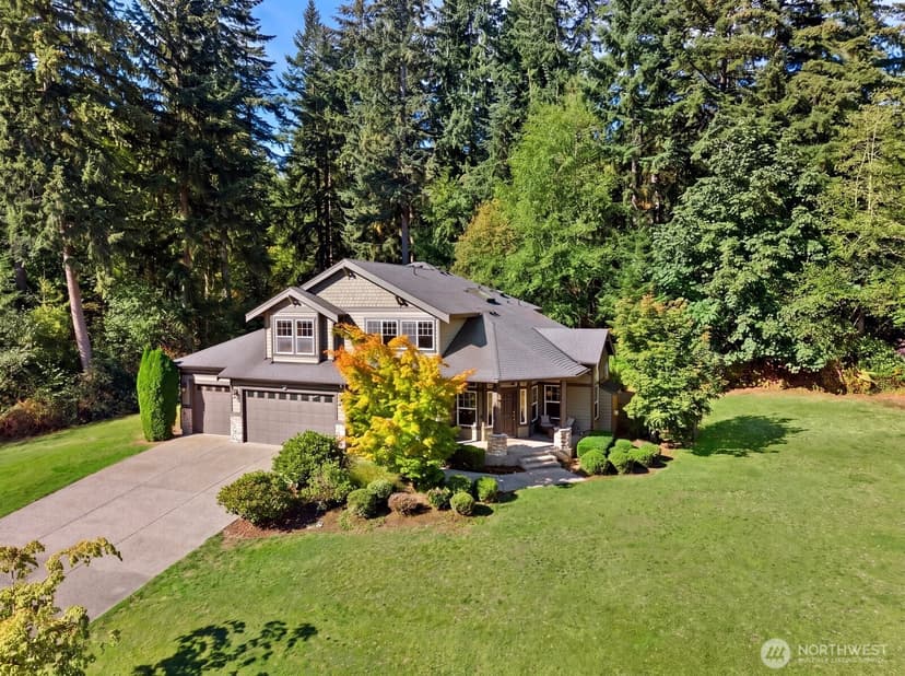 Property photo for 12620 3rd Avenue NE, Marysville photo 2