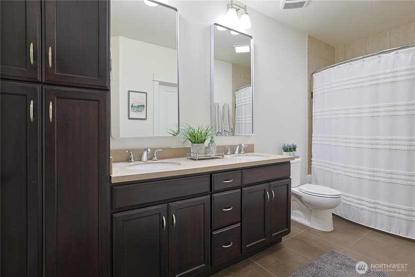 Property photo for 15700 116th Avenue NE #209, Bothell photo 11