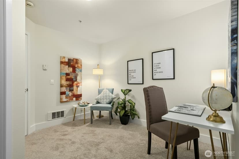 Property photo for 133 Queen Anne Avenue N #304, Seattle photo 15