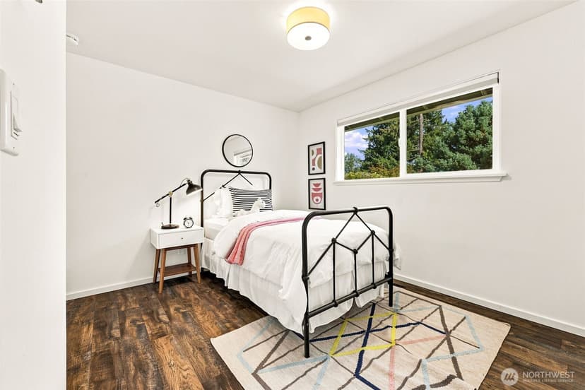 Property photo for 1821 155th Avenue SE, Bellevue photo 18