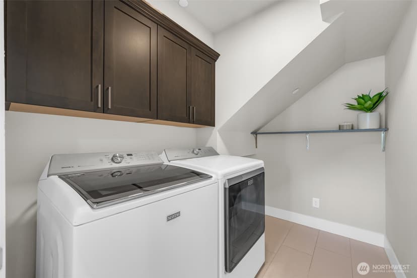 Property photo for 22323 9th Drive SE, Bothell photo 31