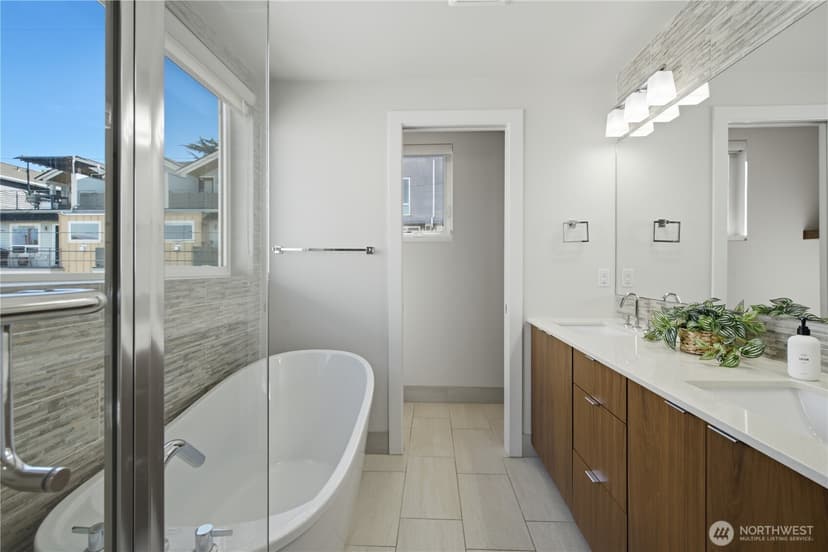 Property photo for 2214 Franklin Ave E #B, Seattle photo 33