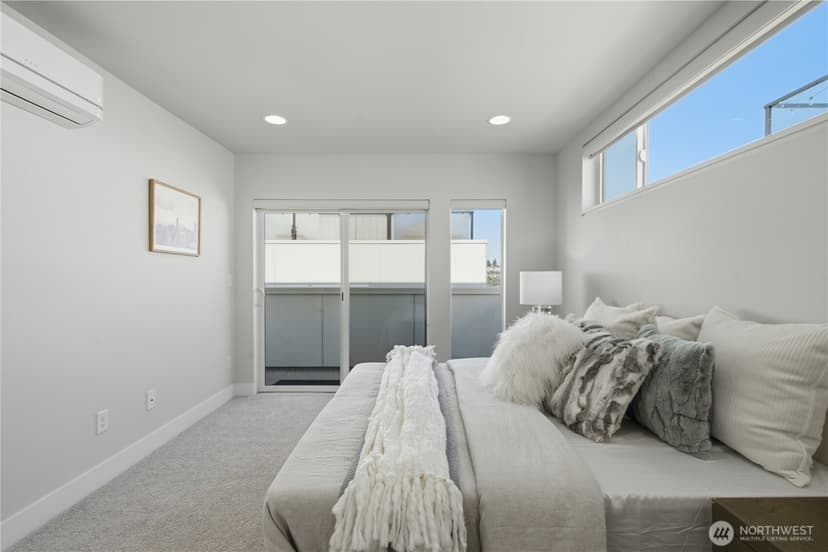 Property photo for 2214 Franklin Ave E #B, Seattle photo 29