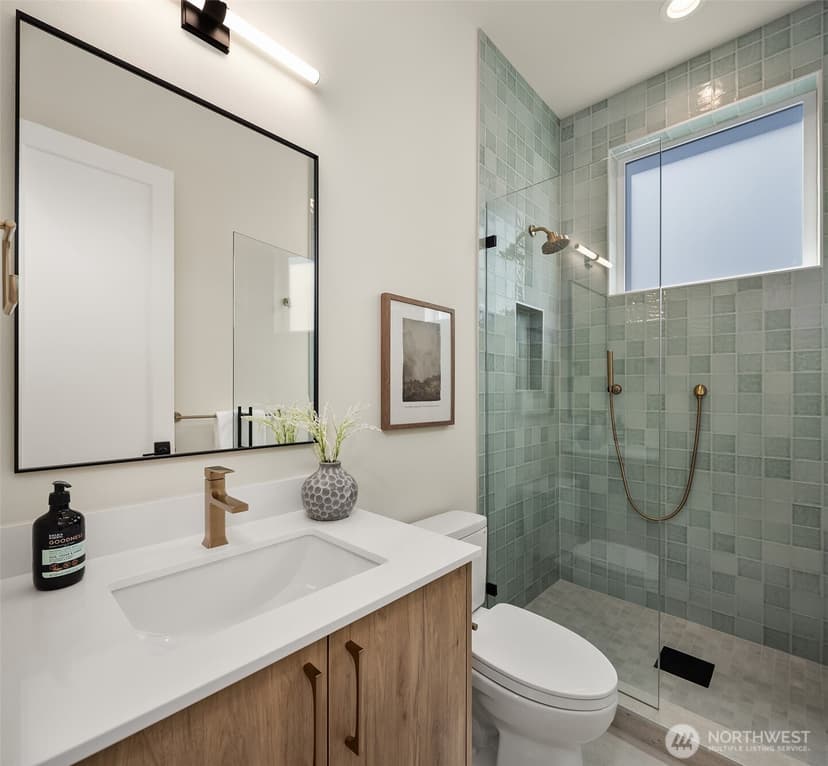 Property photo for 10217 NE 24th Street, Bellevue photo 15