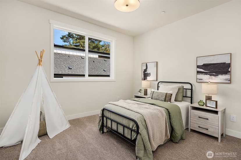 Property photo for 10217 NE 24th Street, Bellevue photo 26