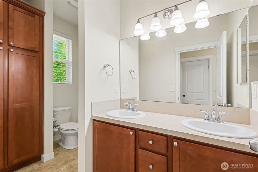 Property photo for 1423 NE Hickory Lane, Issaquah photo 23